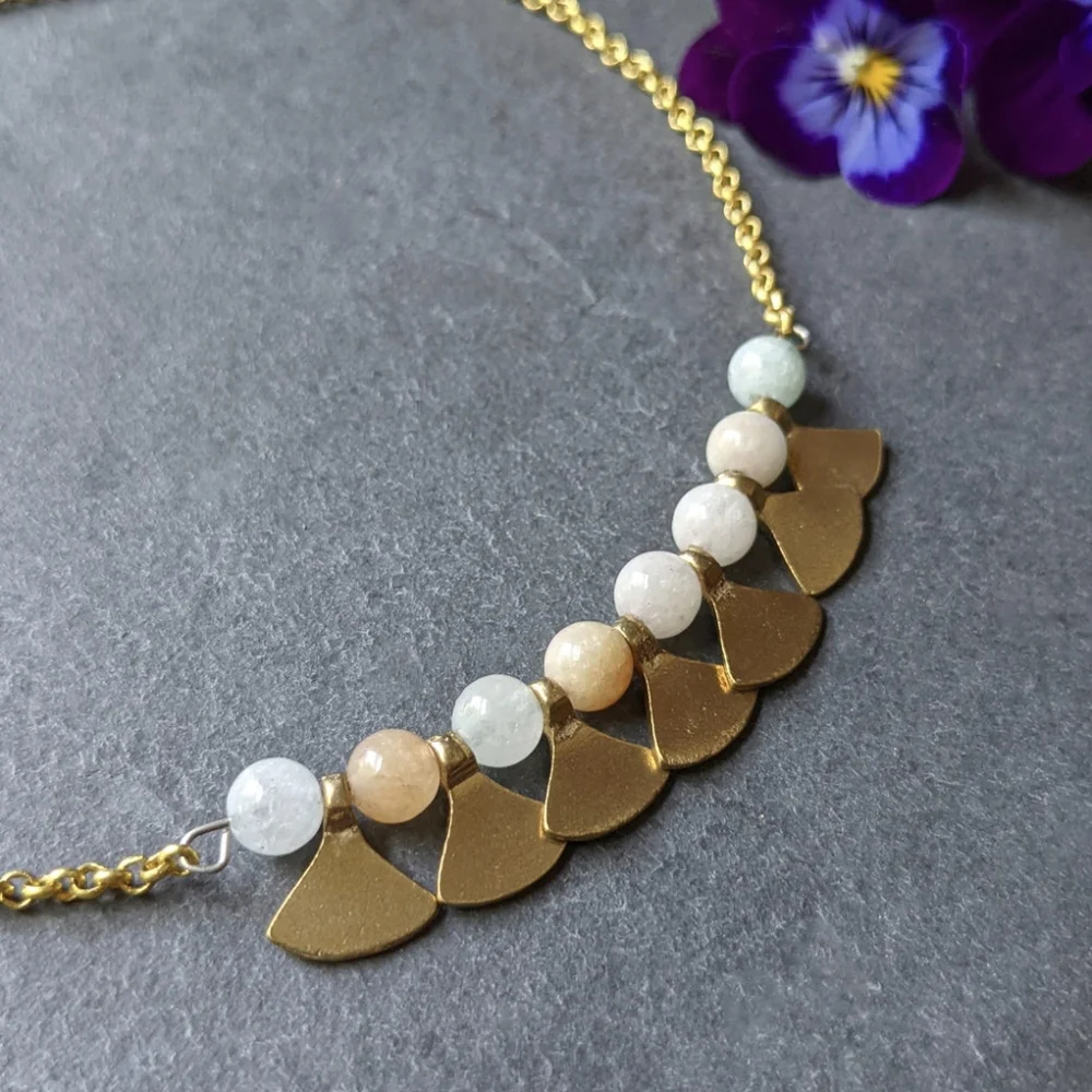 NWT Baizaar Stone Petal Necklace, Amazonite - Picture 3 of 6